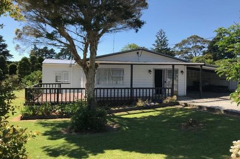 Photo of property in 35 Kauri Road, Whenuapai, Auckland, 0618