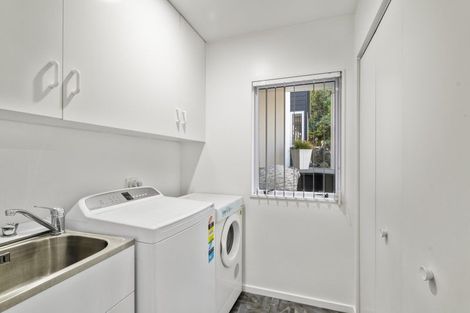 Photo of property in 18 Rhodes Fall, Rangatira Park, Taupo, 3330