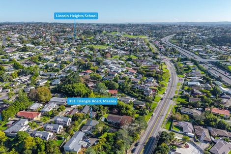 Photo of property in 351 Triangle Road, Massey, Auckland, 0614
