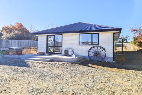 Photo of property in 35 Essex Street, Weston, Oamaru, 9401