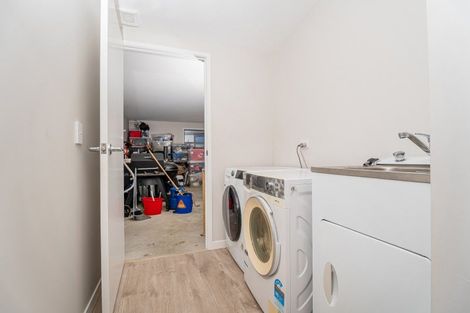 Photo of property in 8 Ngaroma Crescent, Whitianga, 3510