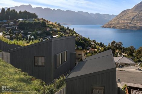 Photo of property in 67 Dart Place, Fernhill, Queenstown, 9300