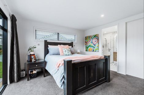 Photo of property in 10 Windsor Street, Richmond Heights, Taupo, 3330