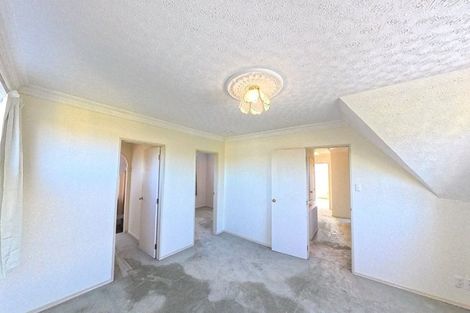 Photo of property in 1 Dresdan Court, Hokowhitu, Palmerston North, 4410
