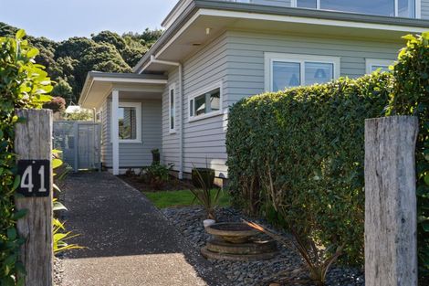 Photo of property in 41 Moana Road, Okitu, Gisborne, 4010