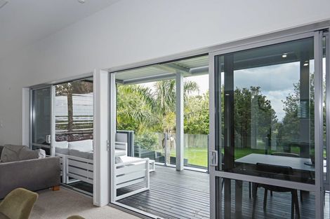 Photo of property in 1r Oceana Drive, Welcome Bay, Tauranga, 3175