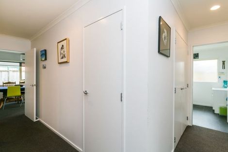 Photo of property in Miramar Villas, 12/6u Brussels Street, Miramar, Wellington, 6022