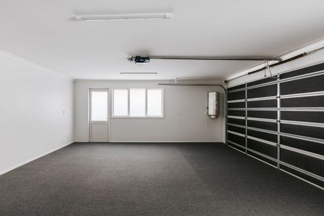 Photo of property in 40 Broadwater Close, Pyes Pa, Tauranga, 3112