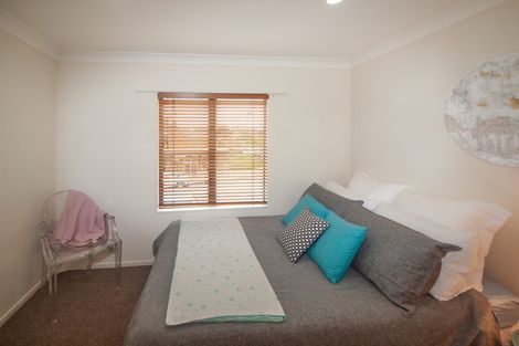 Photo of property in 108b Westchester Drive, Churton Park, Wellington, 6037