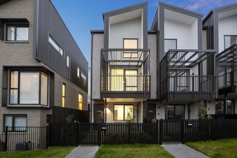 Photo of property in 30a/1 Westgate Drive, Massey, Auckland, 0614
