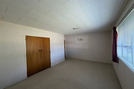 Photo of property in 1/701 Saint Aubyn, Saint Leonards, Hastings, 4120