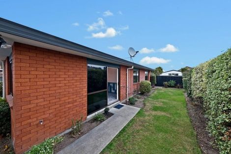Photo of property in 33 Raupo Street, Bromley, Christchurch, 8062