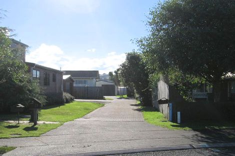 Photo of property in 21 Crampton Court, Orewa, 0931