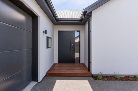 Photo of property in 98a Aorangi Road, Bryndwr, 8053