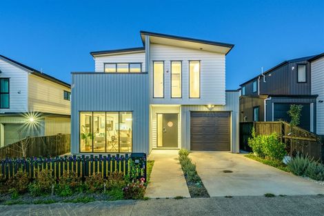 Photo of property in 18 Kano Way, Hobsonville, Auckland, 0616