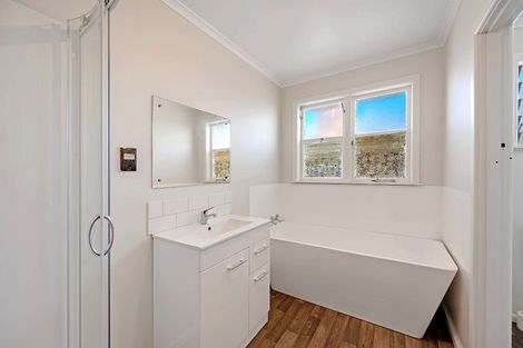 Photo of property in 69 Bledisloe Road, Maraenui, Napier, 4110