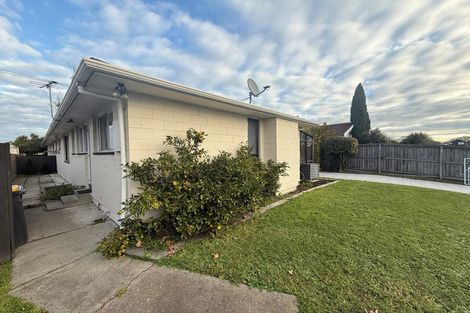 Photo of property in 74 Denise Crescent, Hornby, Christchurch, 8042