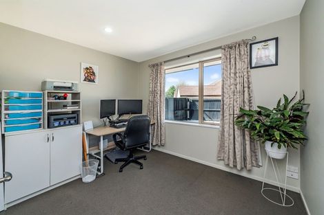 Photo of property in 15 Kingsley Place, Rolleston, 7614