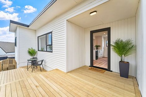 Photo of property in 23 Melandra Road, Stanmore Bay, Whangaparaoa, 0932
