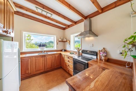 Photo of property in 17 Avian Crescent, Blue Mountains, Upper Hutt, 5371