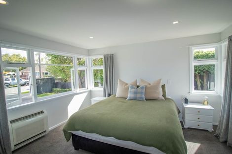 Photo of property in 15 Moreland Avenue, Papanui, Christchurch, 8053