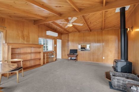 Photo of property in 41 Ranui Crescent, Diamond Harbour, Lyttelton, 8971