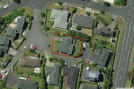 Photo of property in 1 The Top Gallant, Whitby, Porirua, 5024