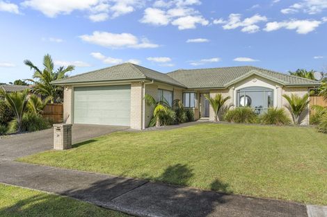 Photo of property in 24 Chelmsley Avenue, Henderson, Auckland, 0612
