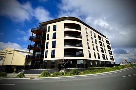 Photo of property in 203/2 Launch Road, Hobsonville, Auckland, 0616