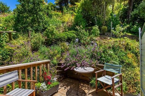 Photo of property in 21 Ferry Road, Days Bay, Lower Hutt, 5013
