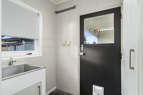 Photo of property in 2/145 College Street, Awapuni, Palmerston North, 4412