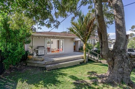 Photo of property in 18 Poto Street, Te Atatu South, Auckland, 0610