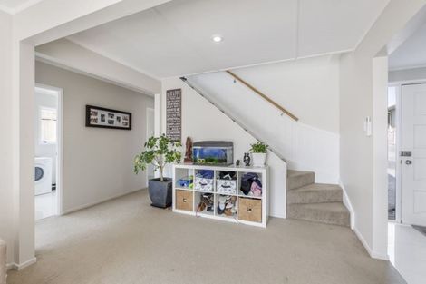 Photo of property in 1354a Whangaparaoa Road, Army Bay, Whangaparaoa, 0930