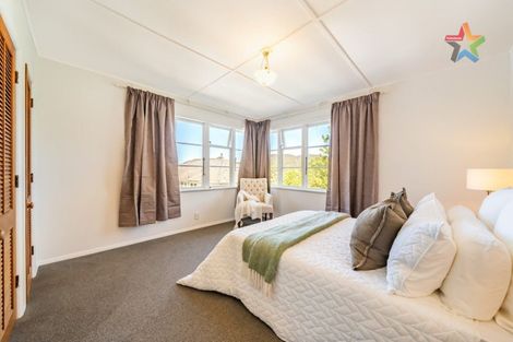 Photo of property in 3 Montgomery Avenue, Karori, Wellington, 6012