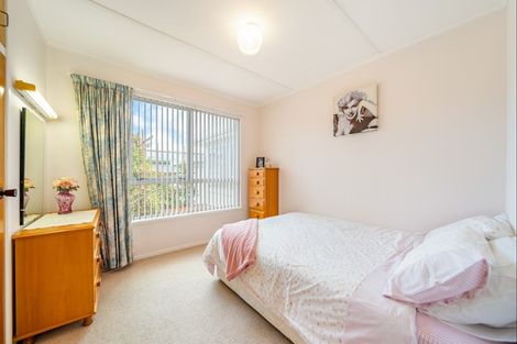 Photo of property in 13 Benge Crescent, Clouston Park, Upper Hutt, 5018