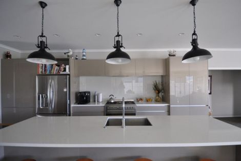 Photo of property in 125 Motu Hei, Pauanui, Hikuai, 3579