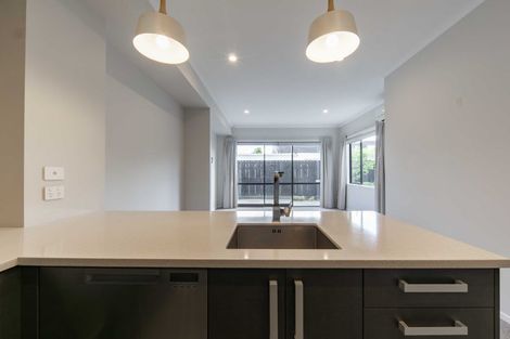 Photo of property in 9/13 Beale Street, Hamilton East, Hamilton, 3216