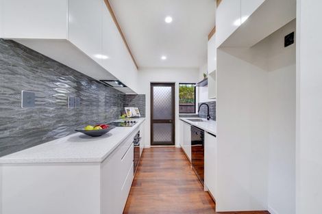 Photo of property in 1/554 Weymouth Road, Weymouth, Auckland, 2103