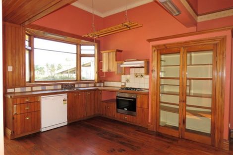 Photo of property in 34 Peel Street, Westport, 7825