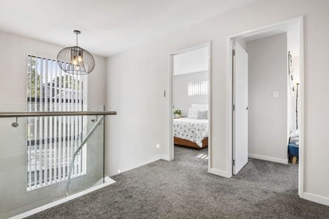 Photo of property in 9c Totara Grove, Hillcrest, Auckland, 0627