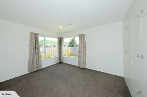 Photo of property in 8 Bellina Place, Broomfield, Christchurch, 8042