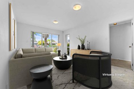 Photo of property in 70 Tington Avenue, Wattle Downs, Auckland, 2103