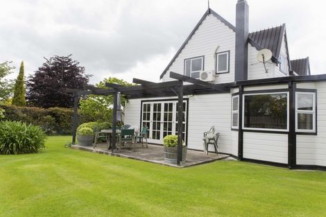 Photo of property in 3 Maclaurin Street, Dannevirke, 4930