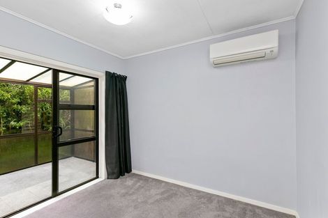 Photo of property in 61 Salford Street, Newlands, Wellington, 6037