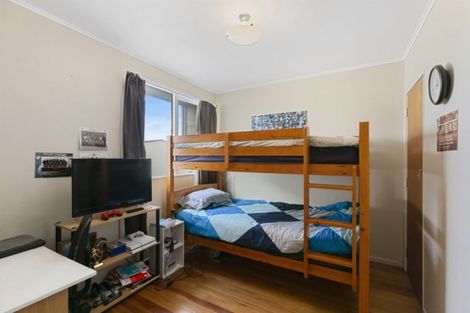 Photo of property in 55u7 Apu Crescent, Lyall Bay, Wellington, 6022