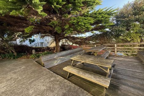 Photo of property in Rowena Hostel, 61 Ellice Street, Mount Victoria, Wellington, 6011