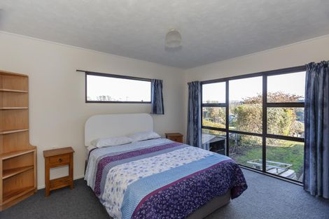 Photo of property in 19 Burnett Street, Kakanui, Oamaru, 9495