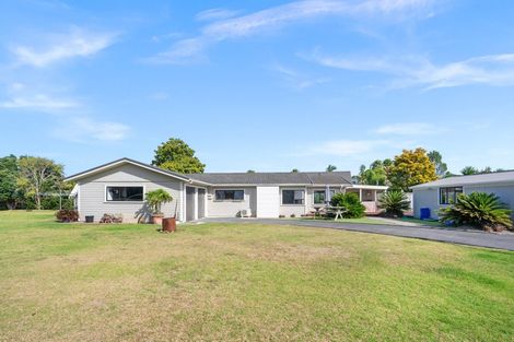 Photo of property in 336 One Tree Point Road, One Tree Point, 0118