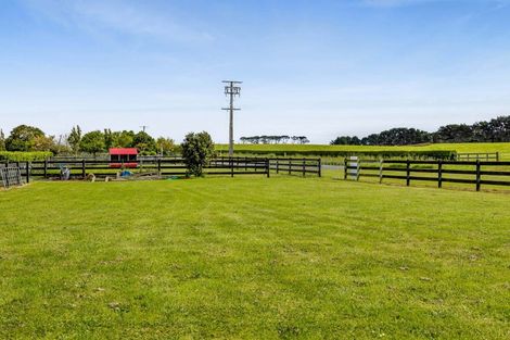 Photo of property in 1 Larlin Drive, Hawera, 4675