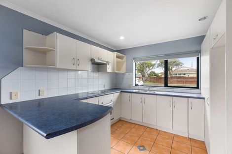 Photo of property in 100a Manuroa Road, Takanini, 2112